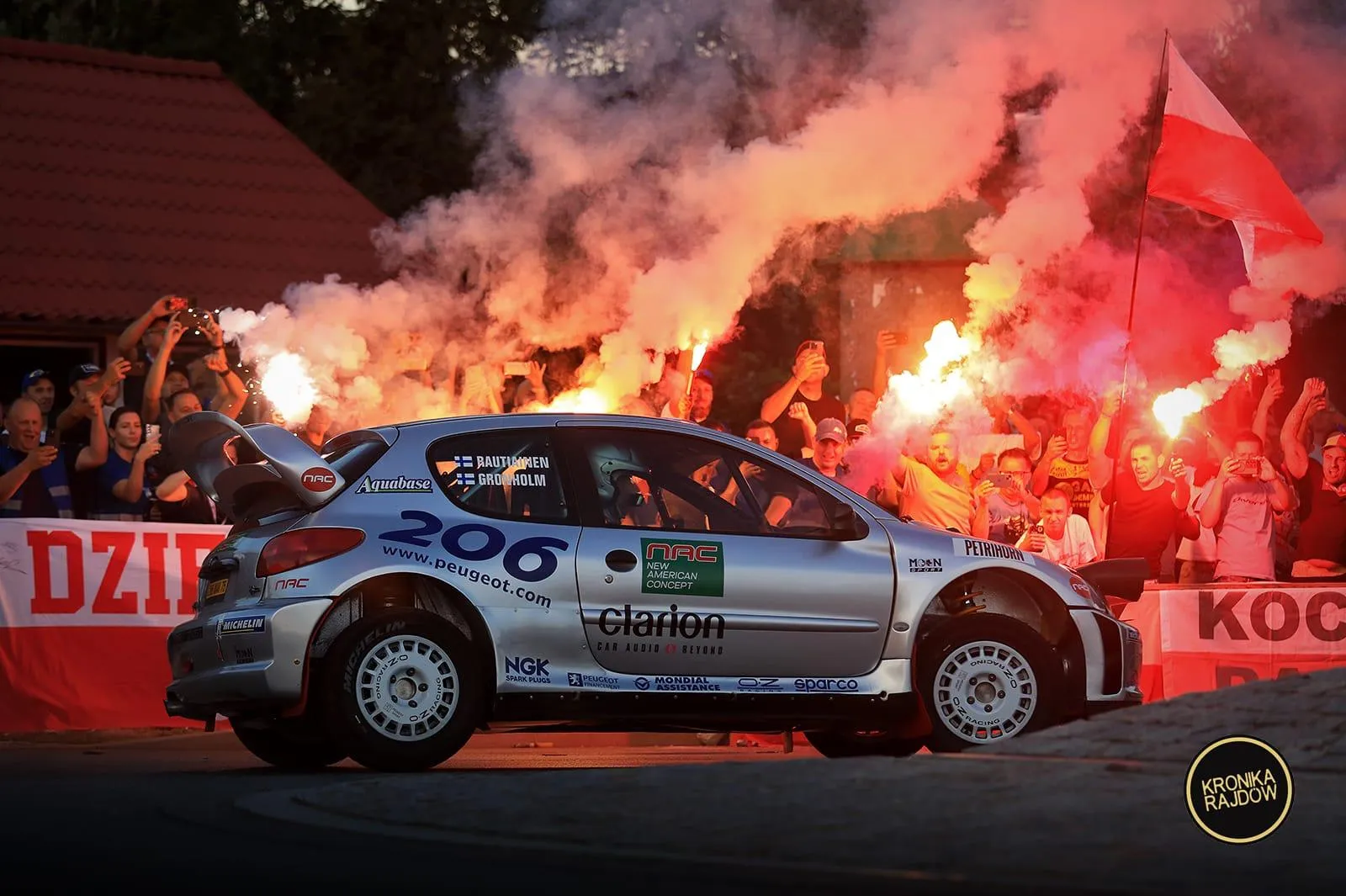 Polnische Legenden-Rallye – Fans und Rallyeautos