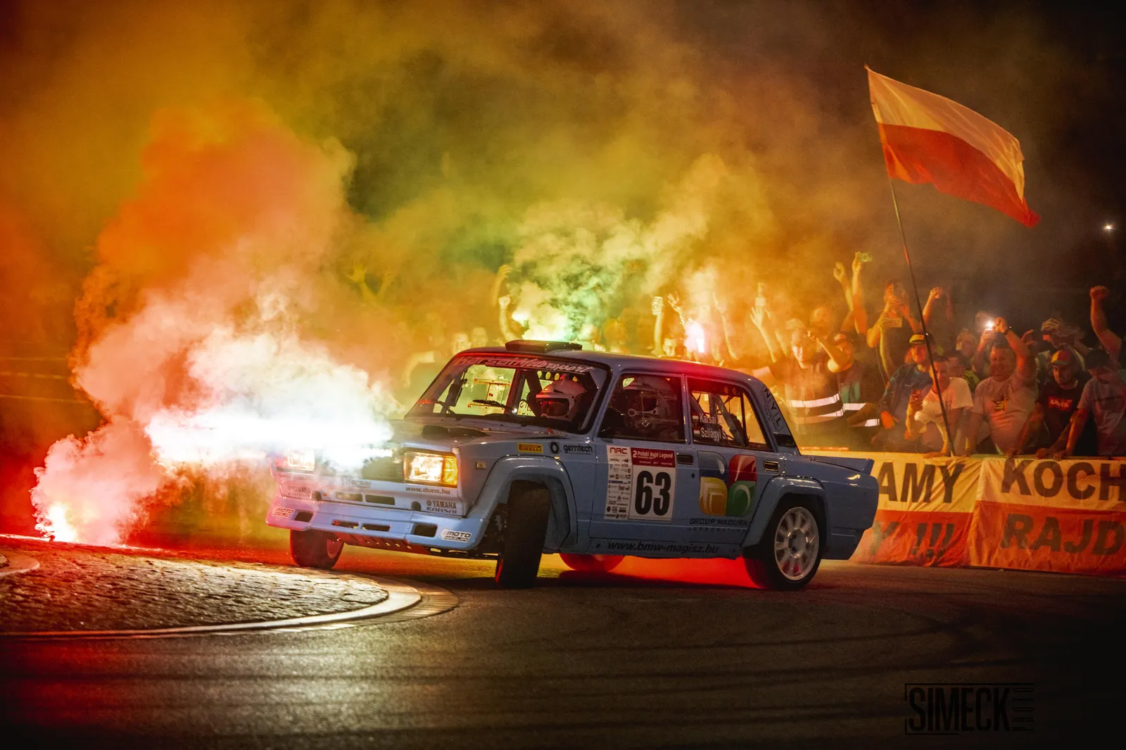 Polnische Legenden-Rallye – Fans und Rallyeautos